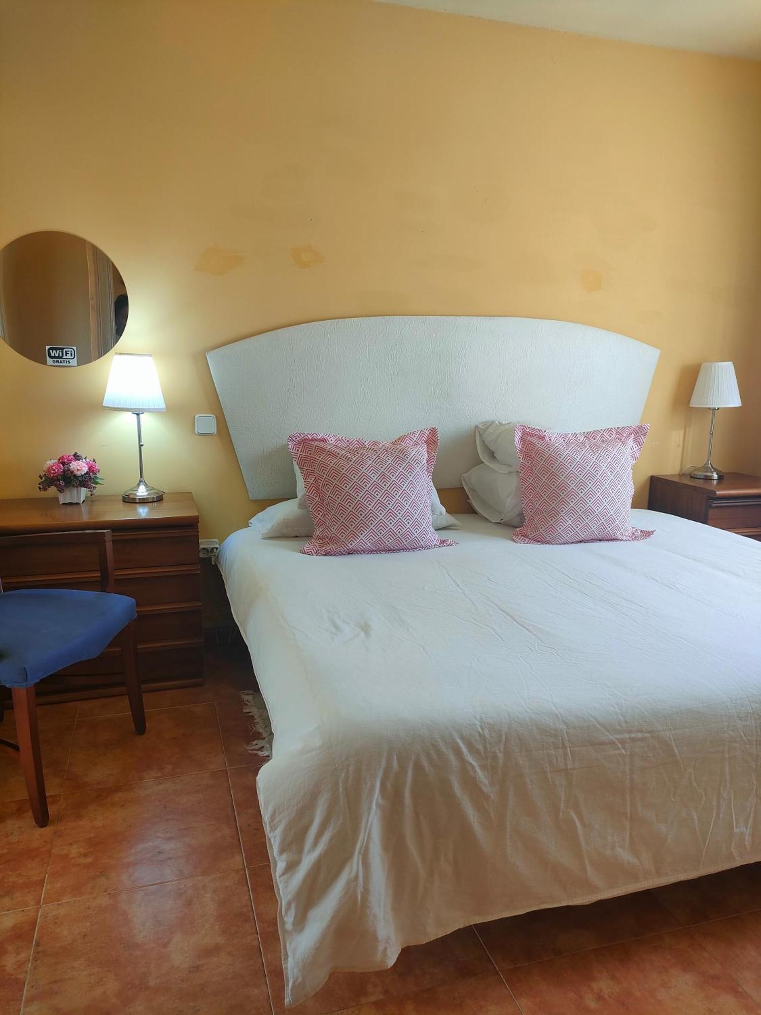 Homey Stays Anover de Tajo Exterior photo