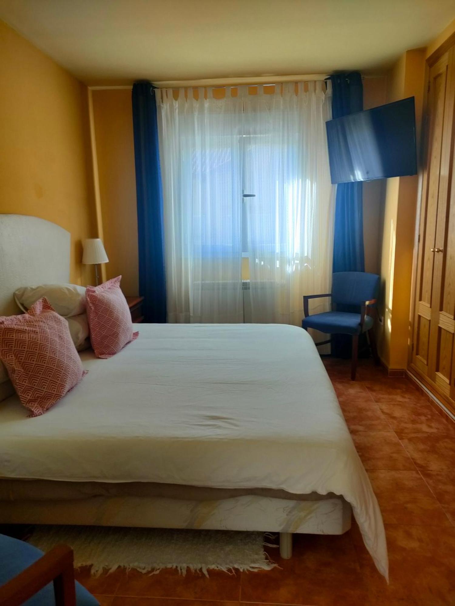 Homey Stays Anover de Tajo Exterior photo